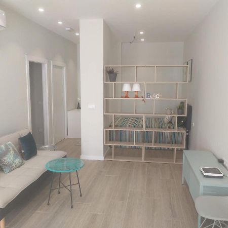 Apartamento Moderno De 70 Metros A 300 Metros De La Playa Valencia Exterior photo